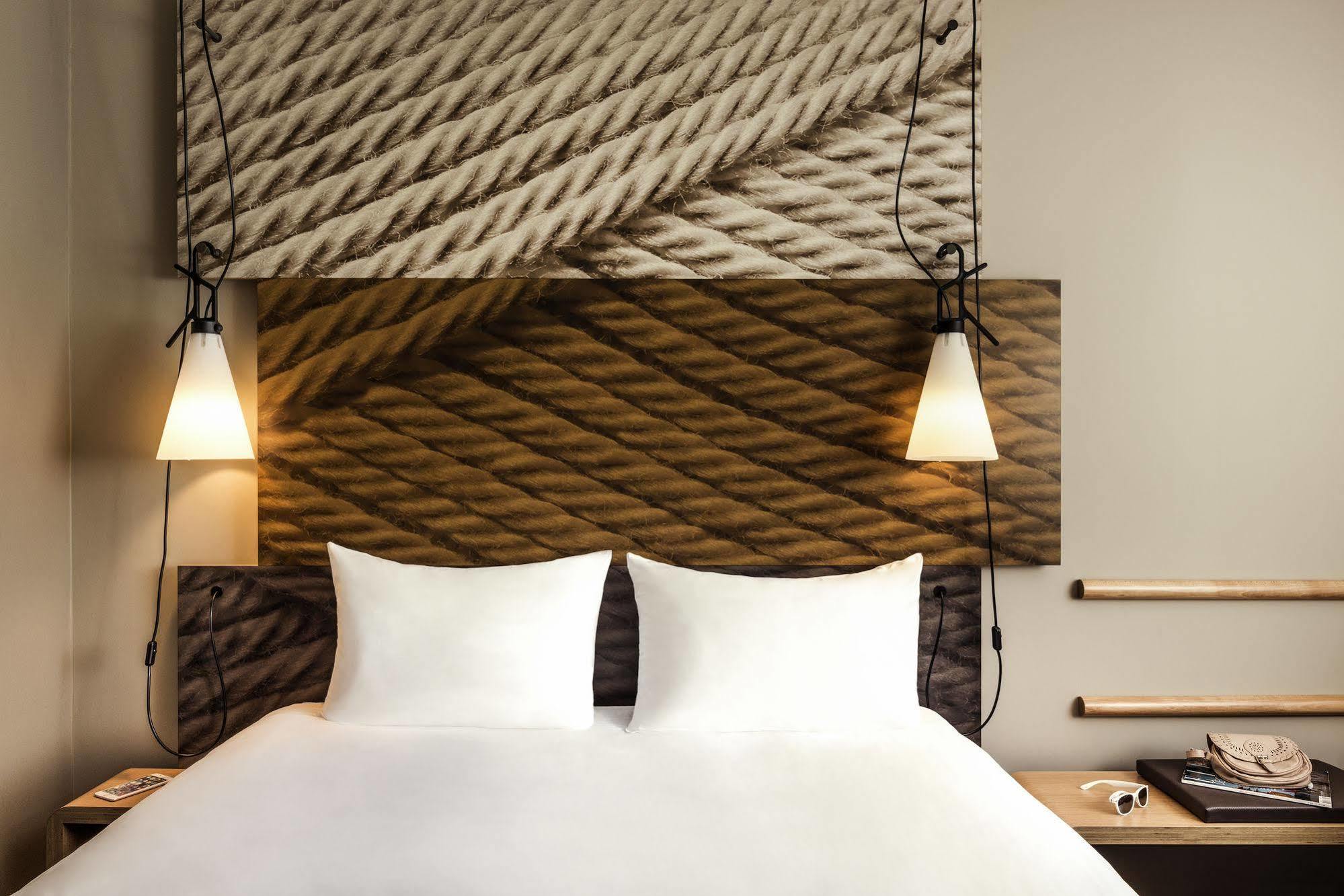 Ibis Saint Quentin En Yvelines - Velodrome Hotel Montigny-le-Bretonneux Bagian luar foto